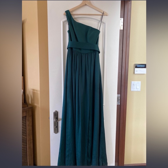 Bridesmaids/Prom Dress - Picture 2 of 2